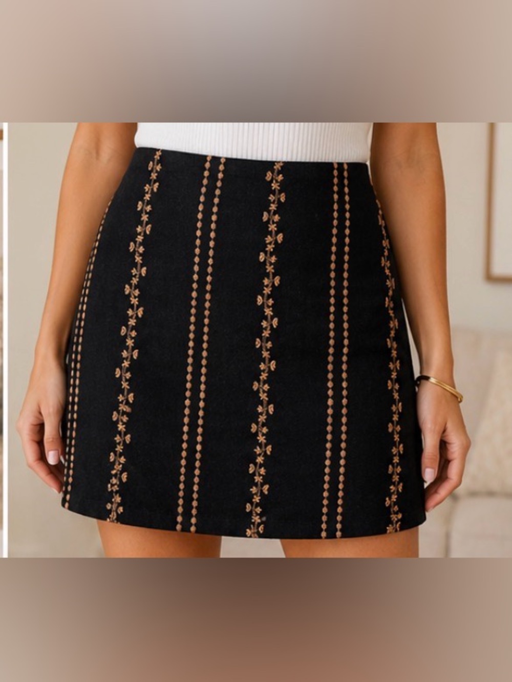 Lulus Black Embroidered Mini Skirt Size Small